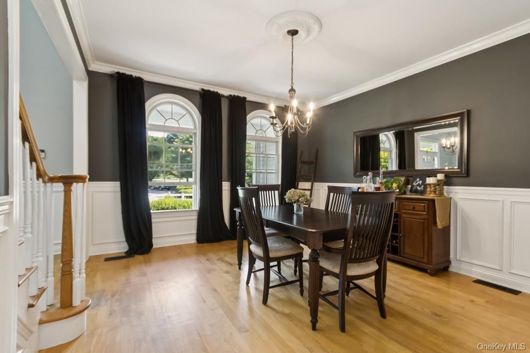 Chandelier, Dining room, Interior, Pendant Lights, Wood Texture Flooring