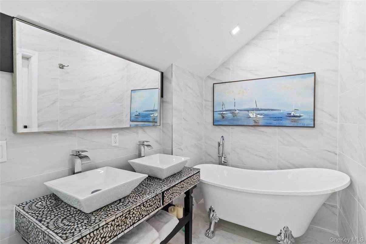 Bathroom, Dual Sink Vanities, Free Standing Baths, Interior, Marble Walls, Recessed Lighting
