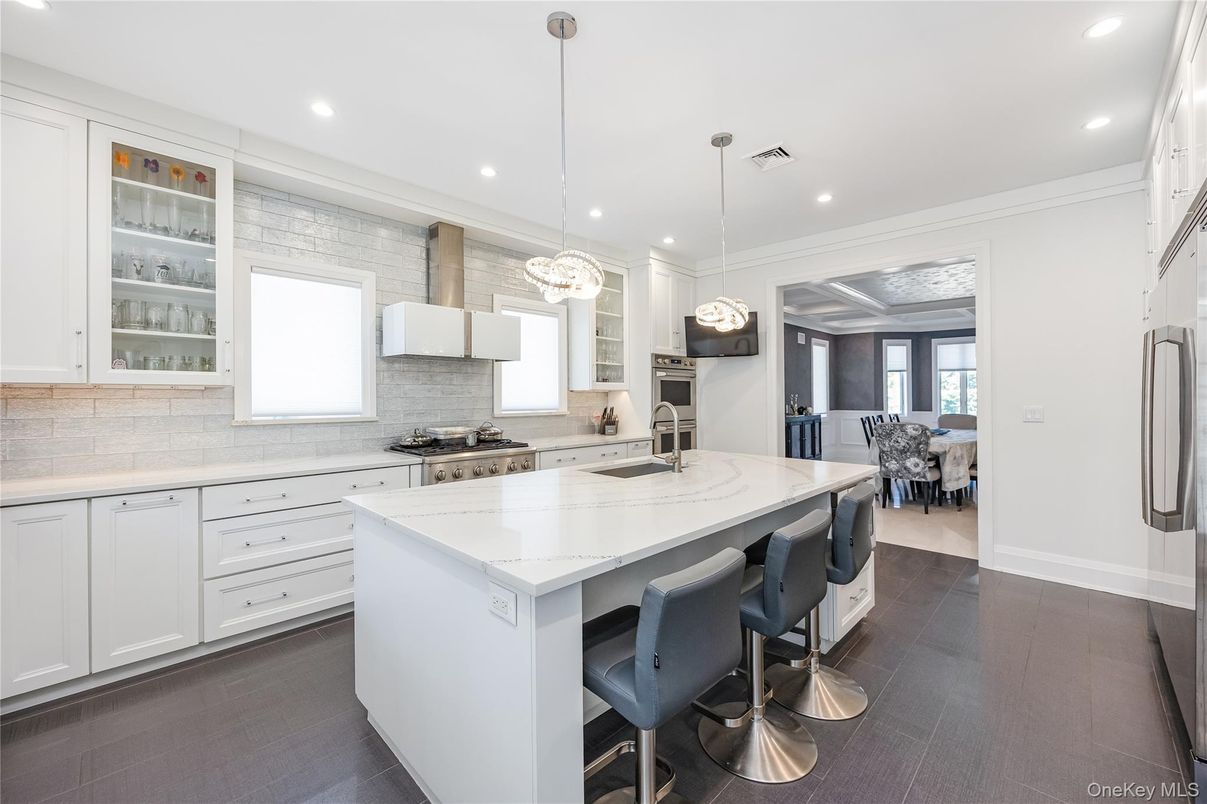 Interior, Kitchen, Pendant Lights, Recessed Lighting, Stainless Steel Appliances