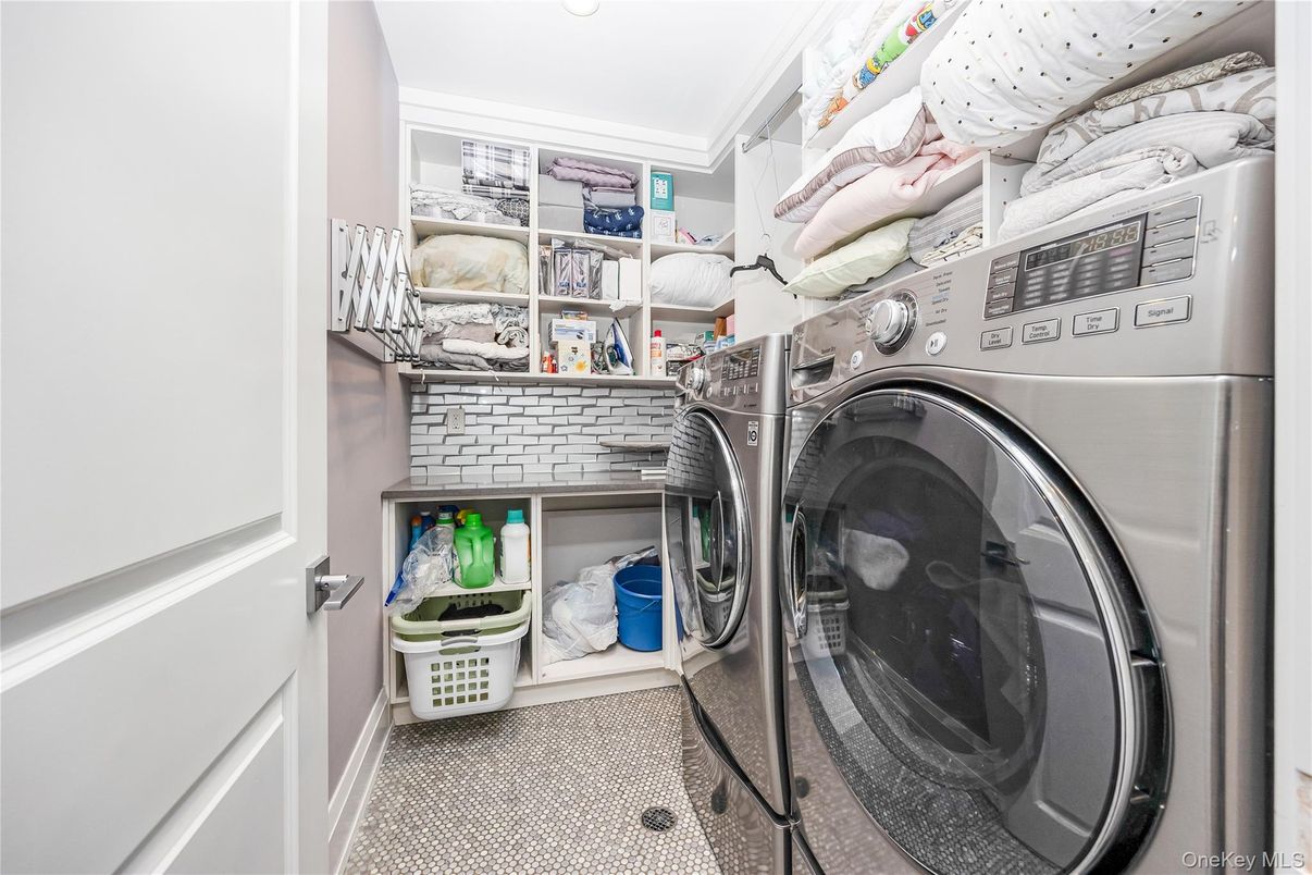 Interior, Utility Closets, Washer