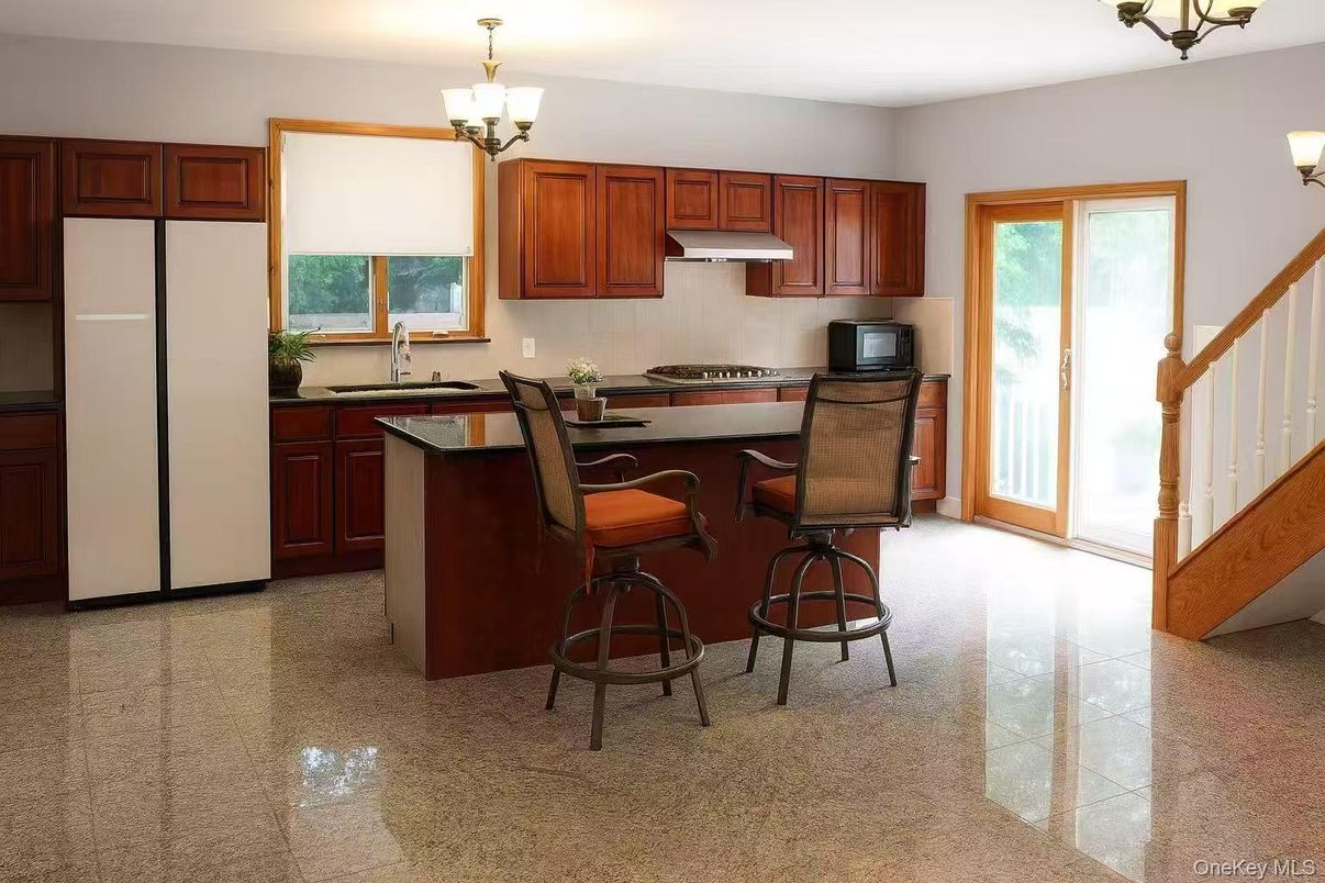 Chandelier, Interior, Kitchen