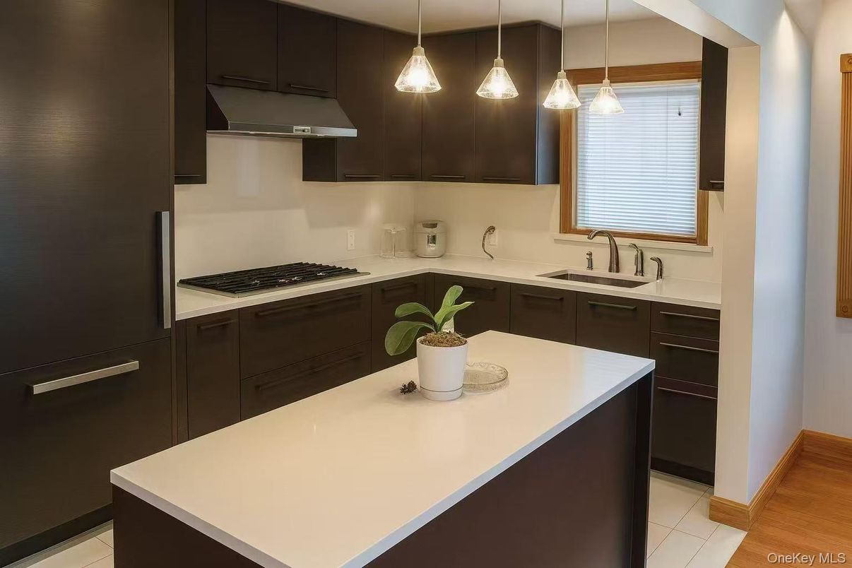 Interior, Kitchen, Pendant Lights
