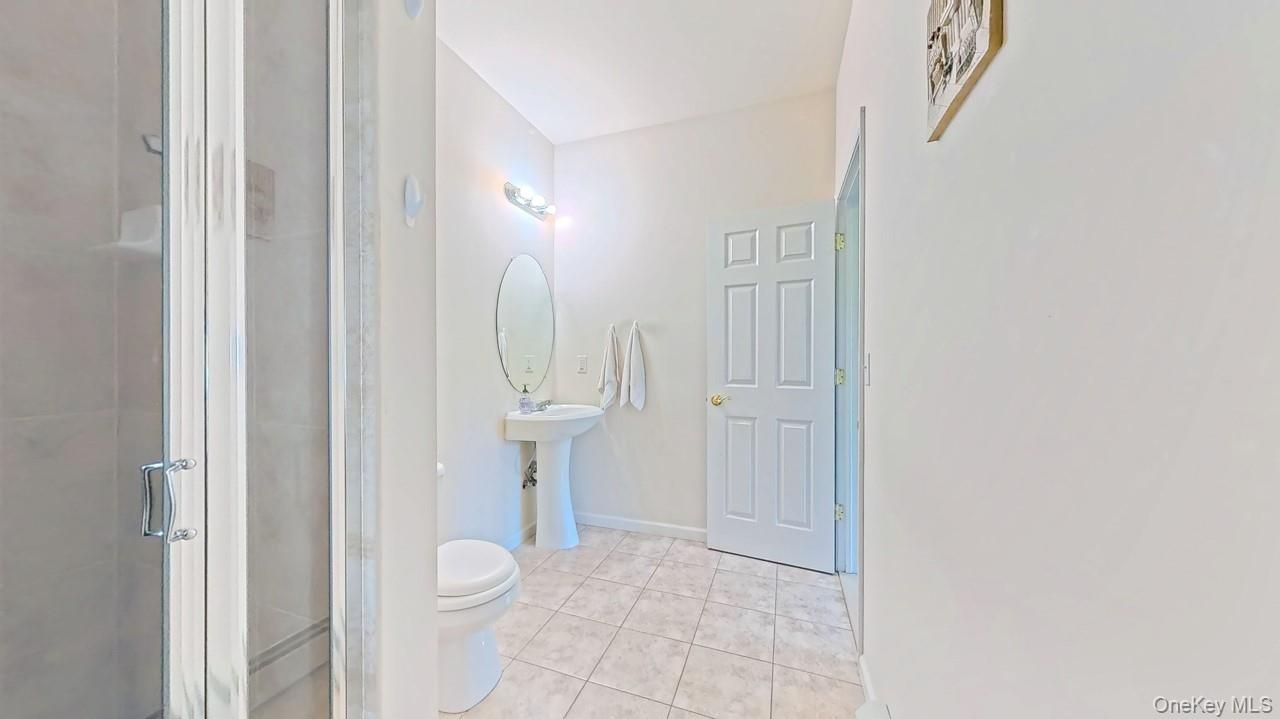 Bathroom, Interior