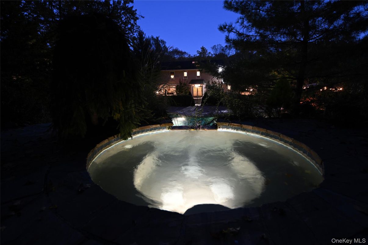Exterior, Hot Tub, Pool
