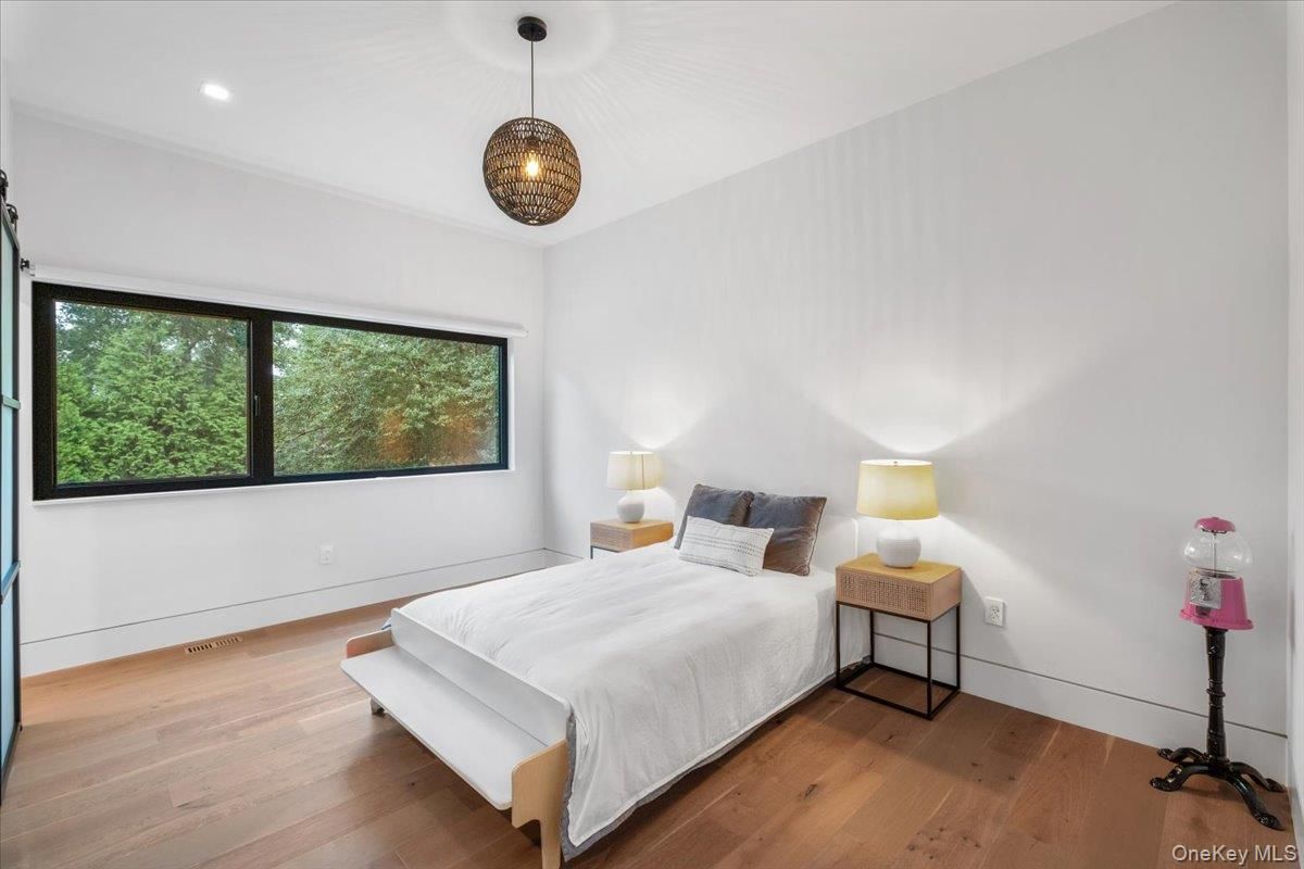 Bedroom, Interior, Pendant Lights, Recessed Lighting, Wood Texture Flooring