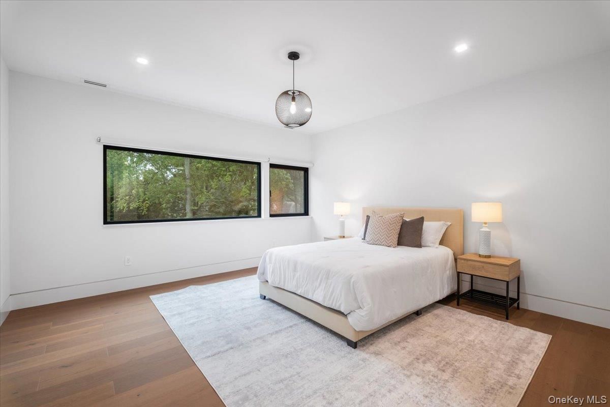 Bedroom, Interior, Pendant Lights, Recessed Lighting, Wood Texture Flooring