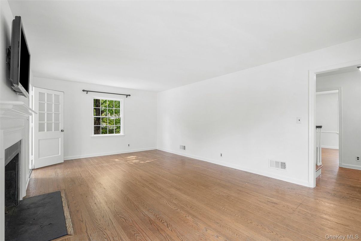 Empty room, Fireplace, Interior, Wood Texture Flooring