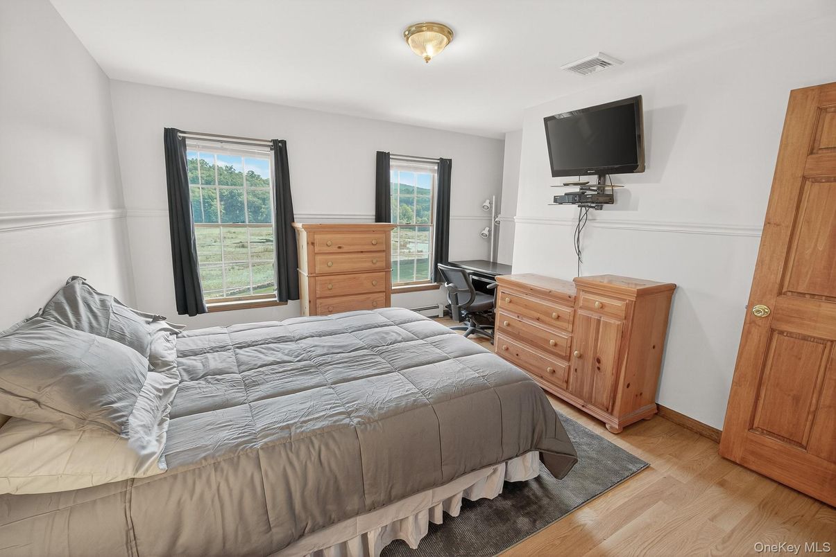 Bedroom, Home Office, Interior, Wood Texture Flooring