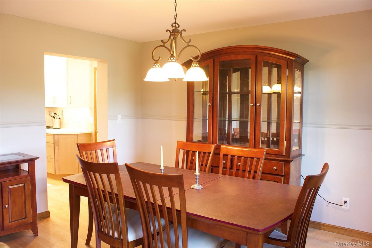 Chandelier, Dining room, Interior, Pendant Lights, Wood Texture Flooring