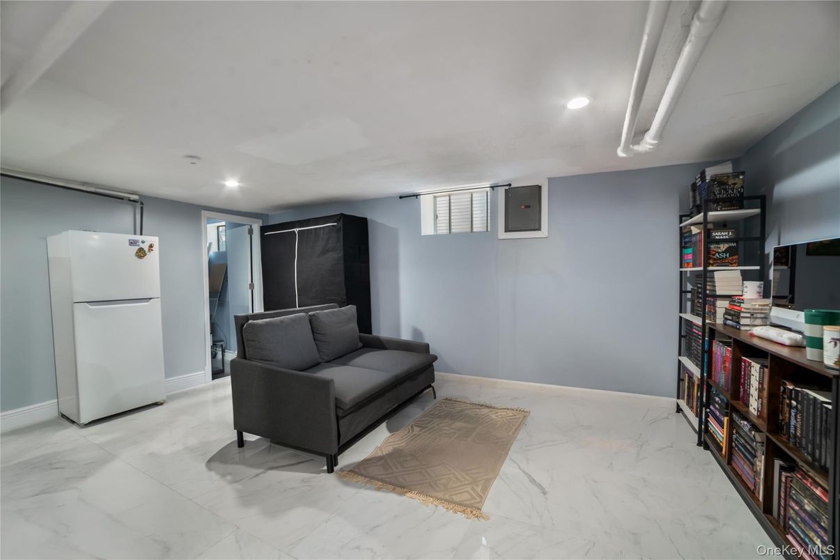 Interior, Marble, Recessed Lighting