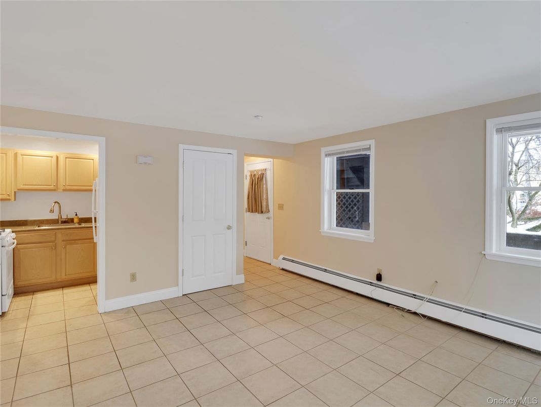 Empty room, Interior, Kitchen