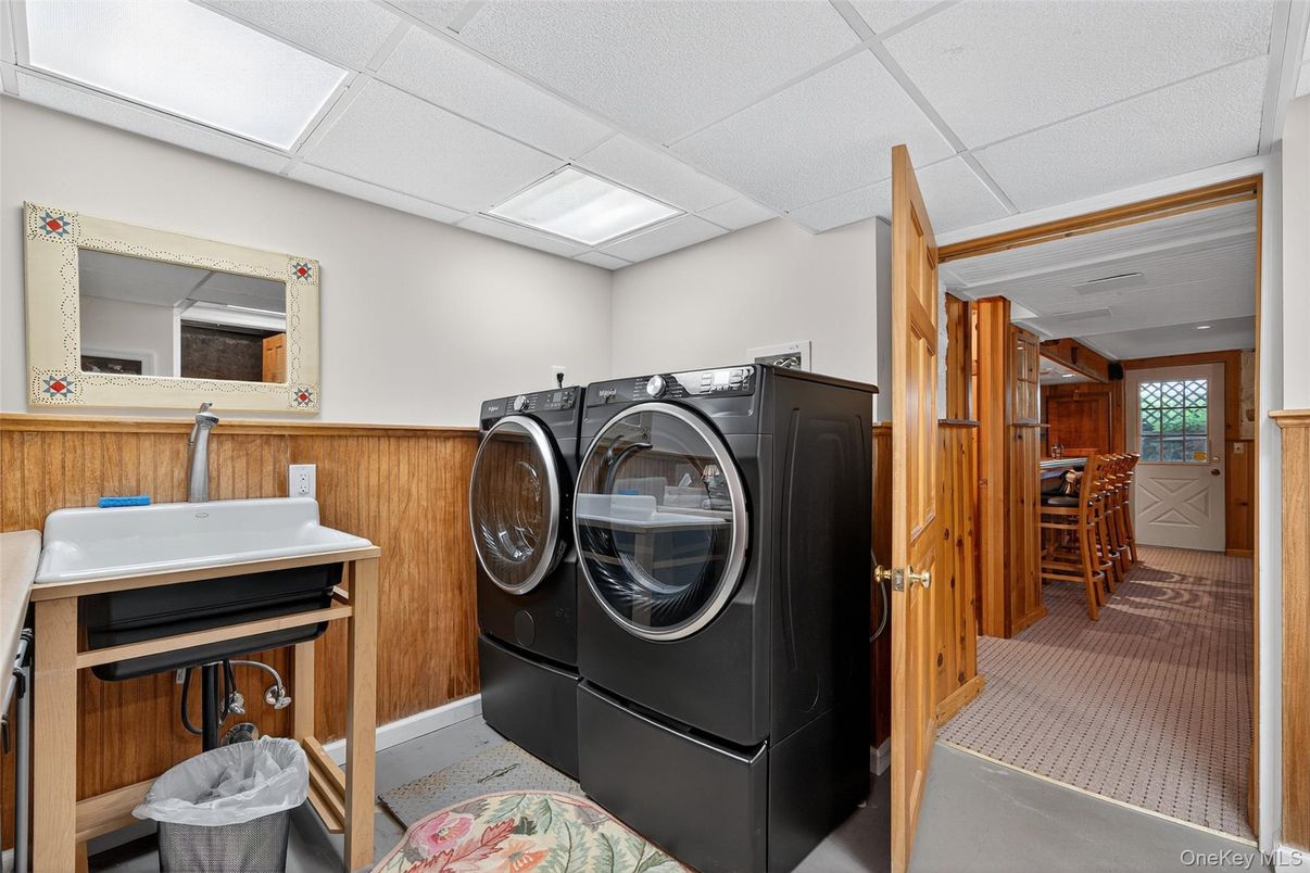 Interior, Washer