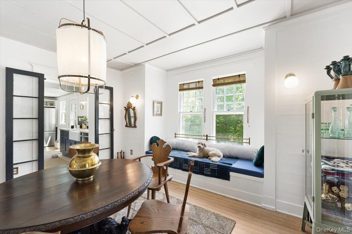 Dining room, Interior, Wood Texture Flooring