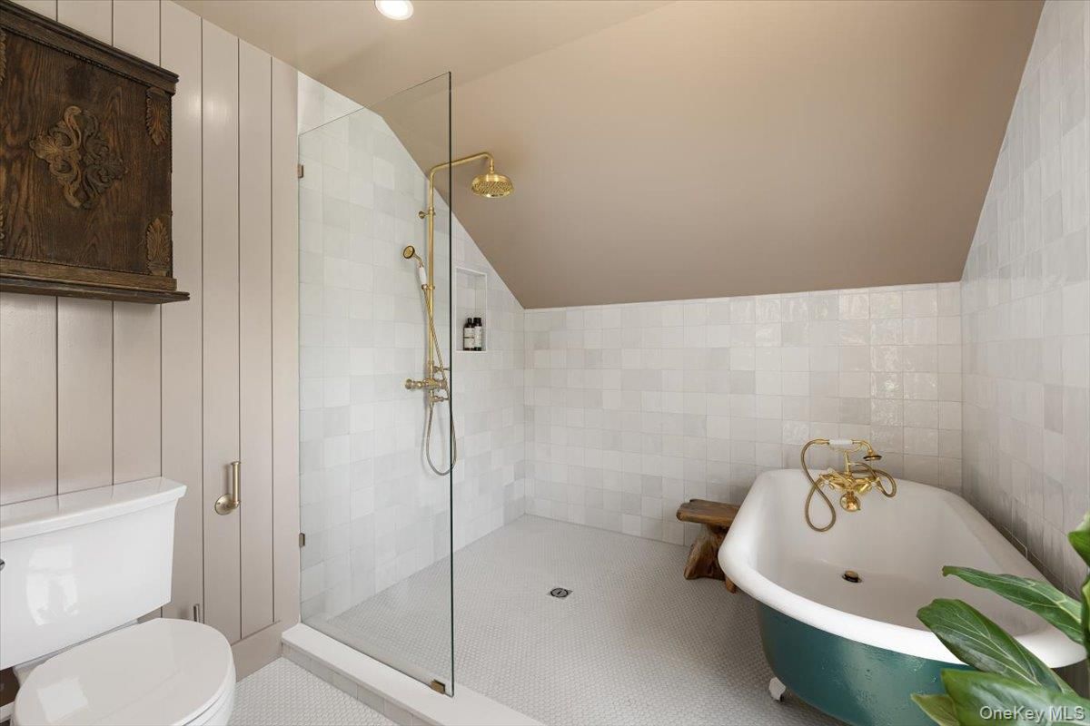 Bathroom, Free Standing Baths, Glass Shower, Interior, Recessed Lighting