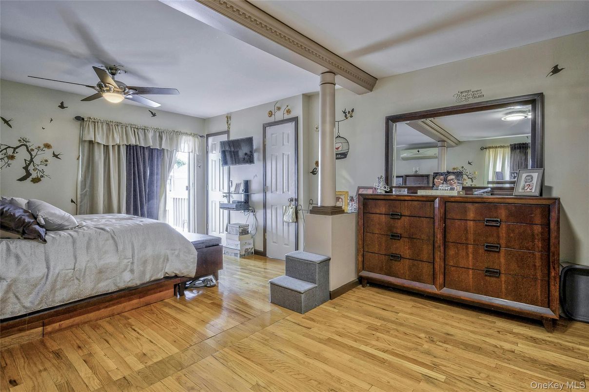 Bedroom, Interior, Wooden Beams, Wood Texture Flooring
