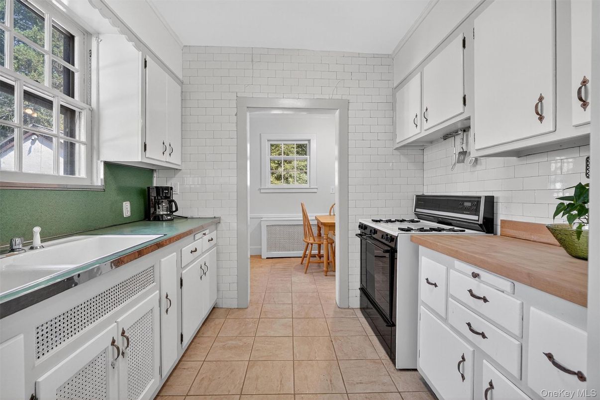 Interior, Kitchen, Stone Walls