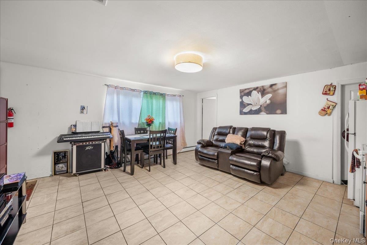 Dining room, Interior