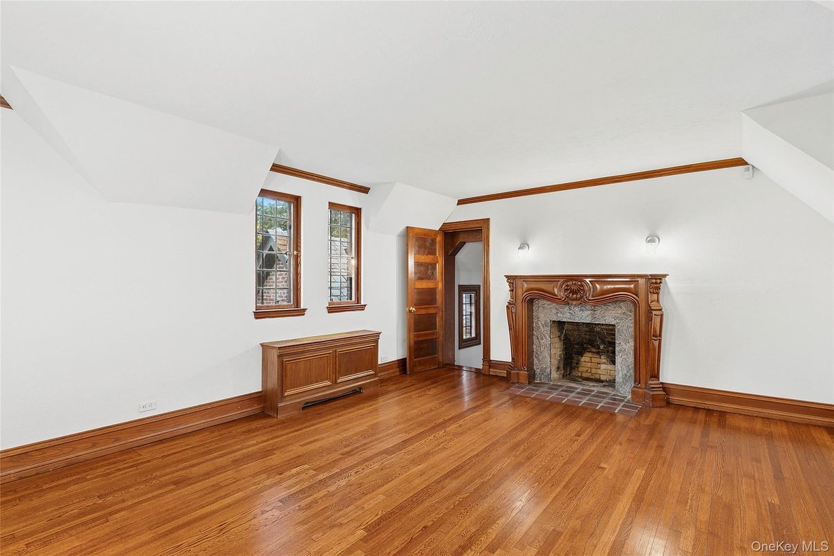 Empty room, Fireplace, Interior, Wood Texture Flooring