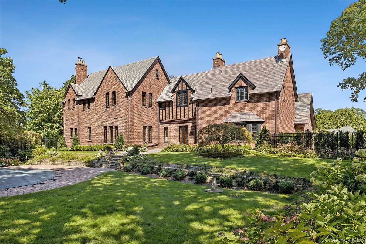 Backyard, Exterior, Facade, Brick Facade, Tudor Revival