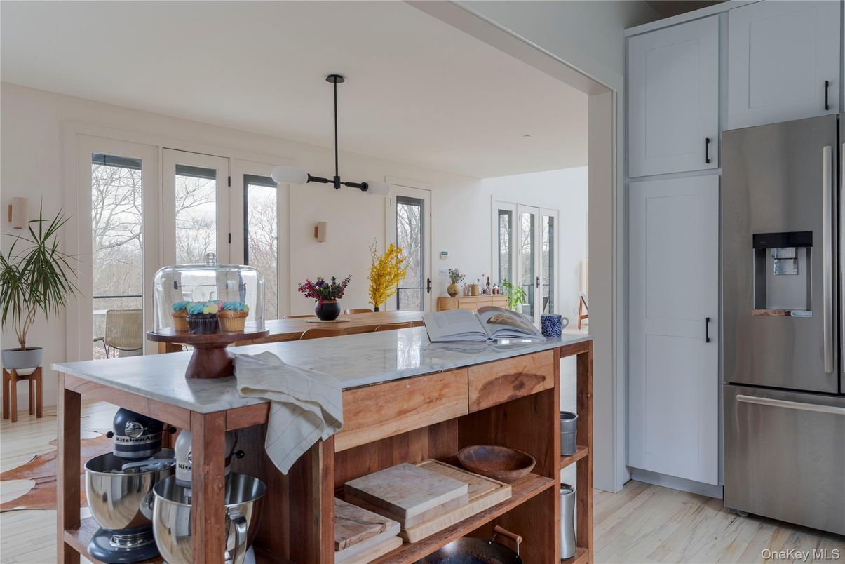 Interior, Kitchen, Pendant Lights, Wood Texture Flooring