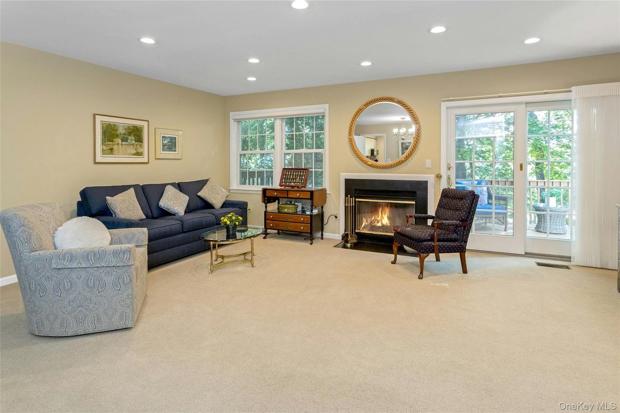 Fireplace, Interior, Living room, Recessed Lighting