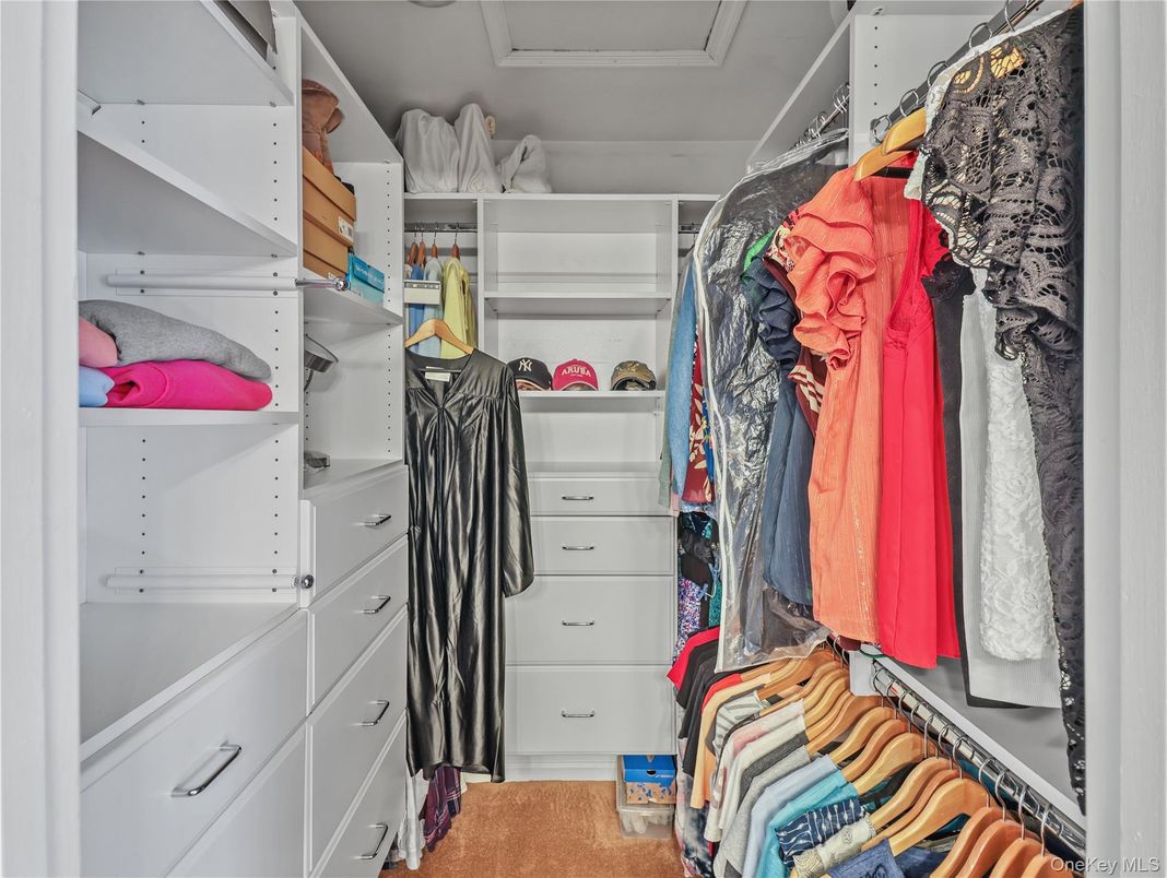 Interior, Walk-in Closets