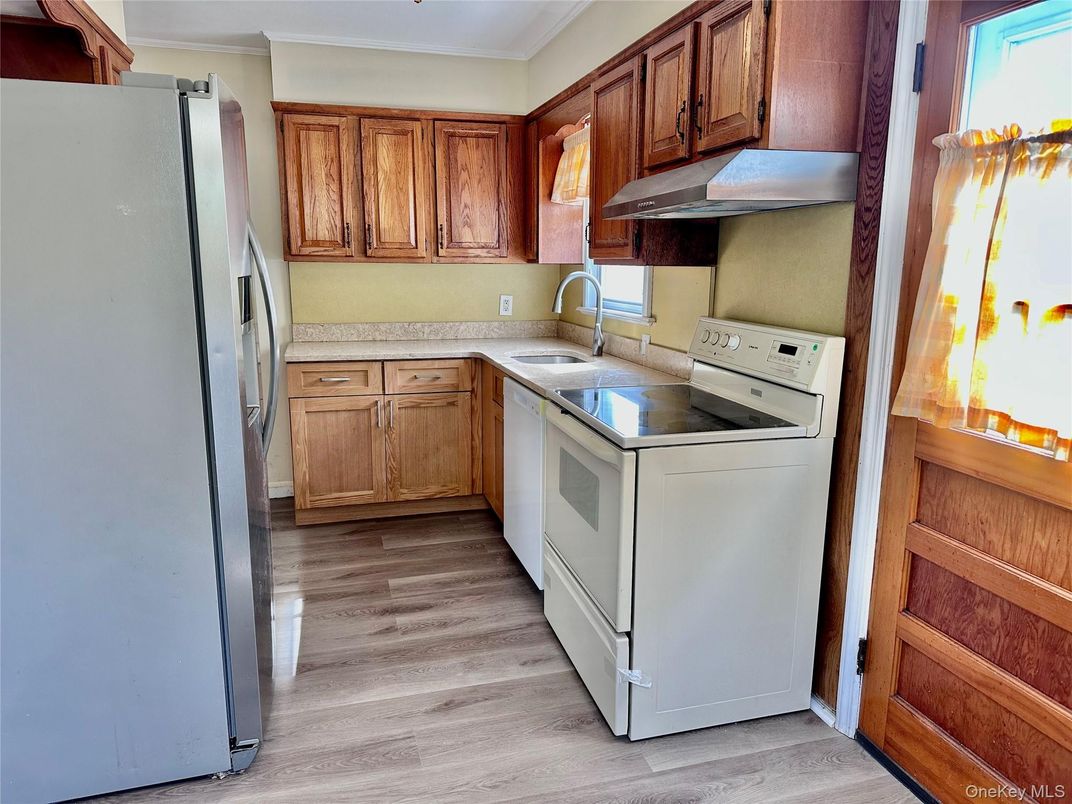 Interior, Kitchen, Wood Texture Flooring