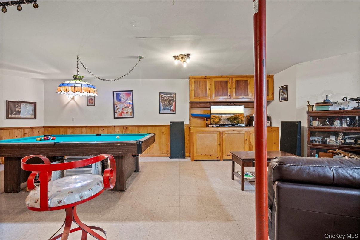 Billiard Table, Game Room, Interior, Pendant Lights