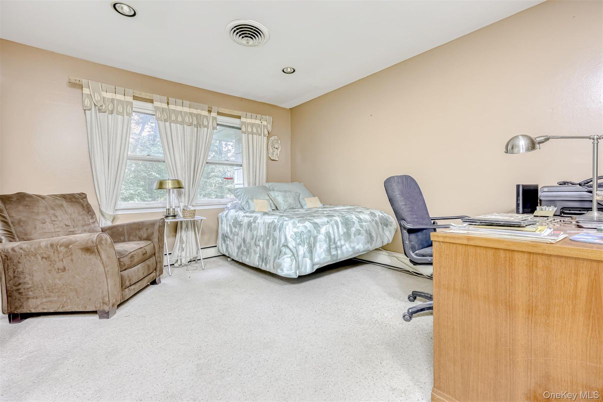 Bedroom, Home Office, Interior, Recessed Lighting