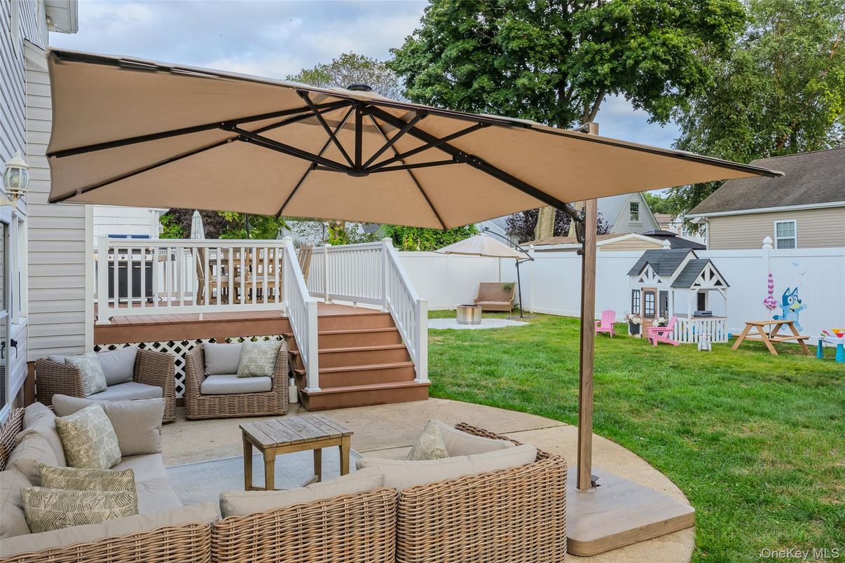 Backyard, Exterior, Playground