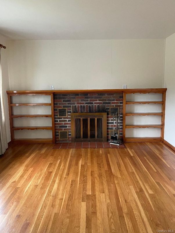 Empty room, Fireplace, Interior, Wood Texture Flooring