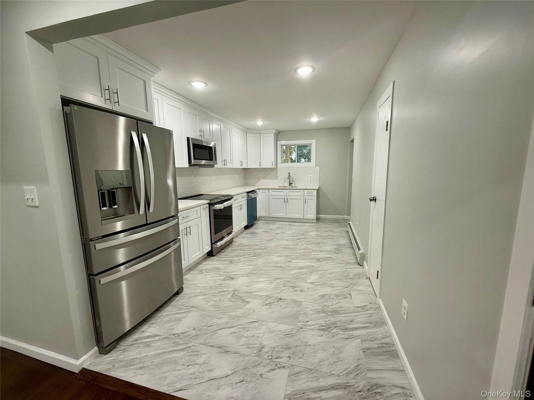 Interior, Kitchen, Marble, Recessed Lighting, Stainless Steel Appliances