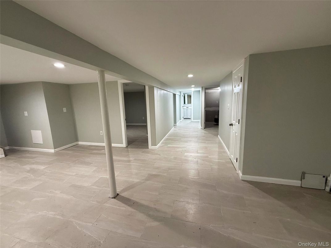 Interior, Recessed Lighting
