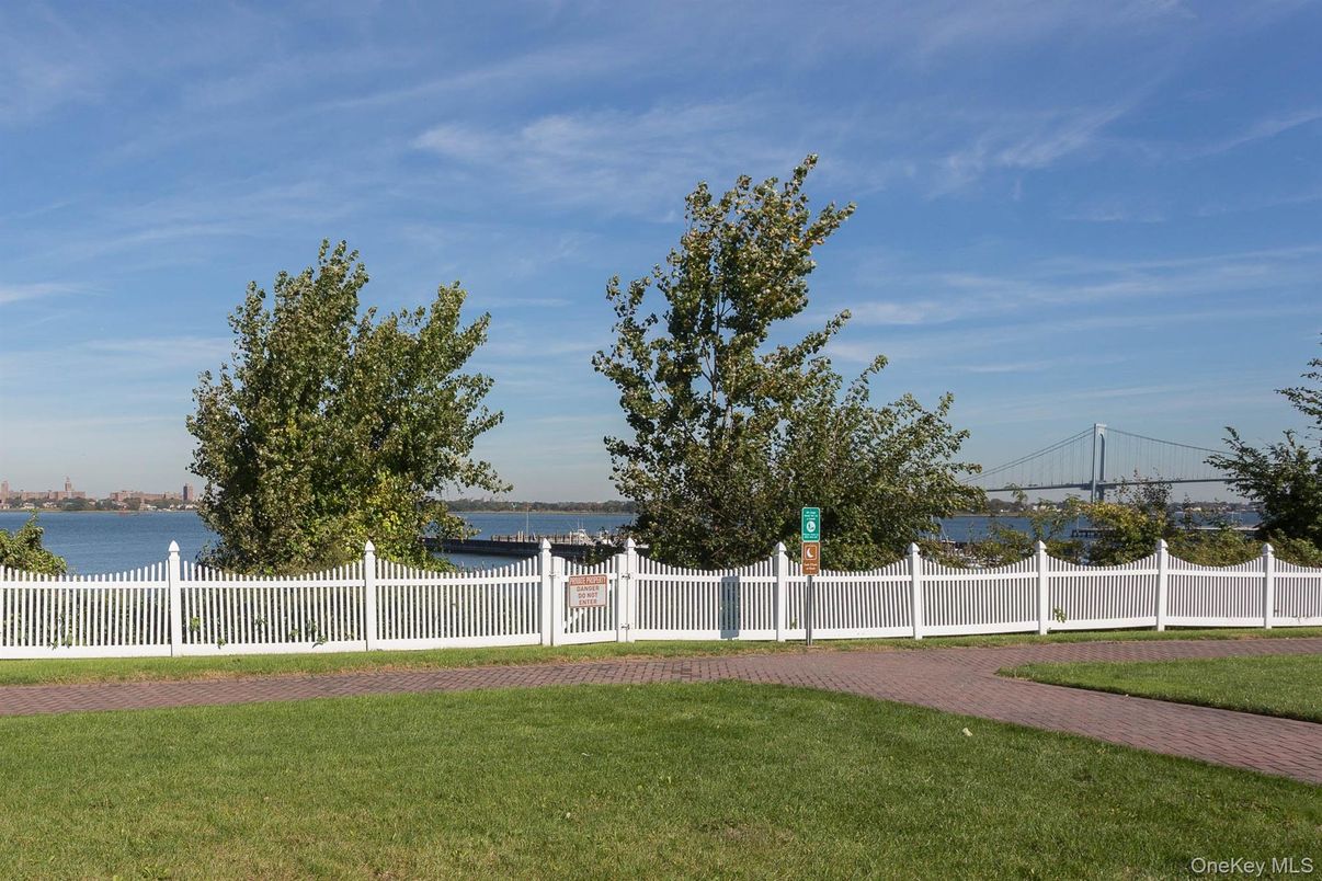 Exterior, Water