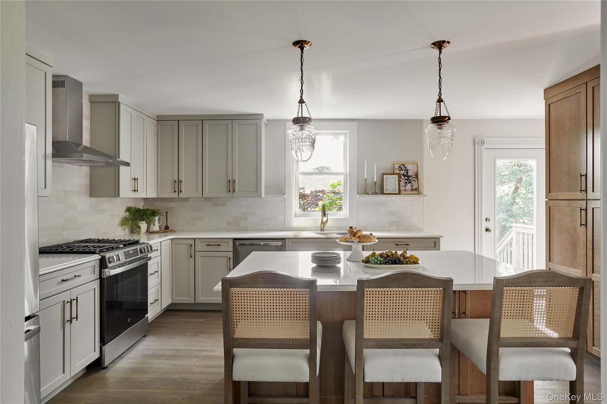 Interior, Kitchen, Pendant Lights, Stainless Steel Appliances, Wood Texture Flooring