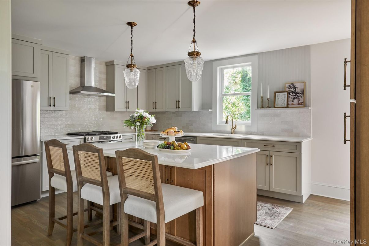 Interior, Kitchen, Pendant Lights, Stainless Steel Appliances, Wood Texture Flooring