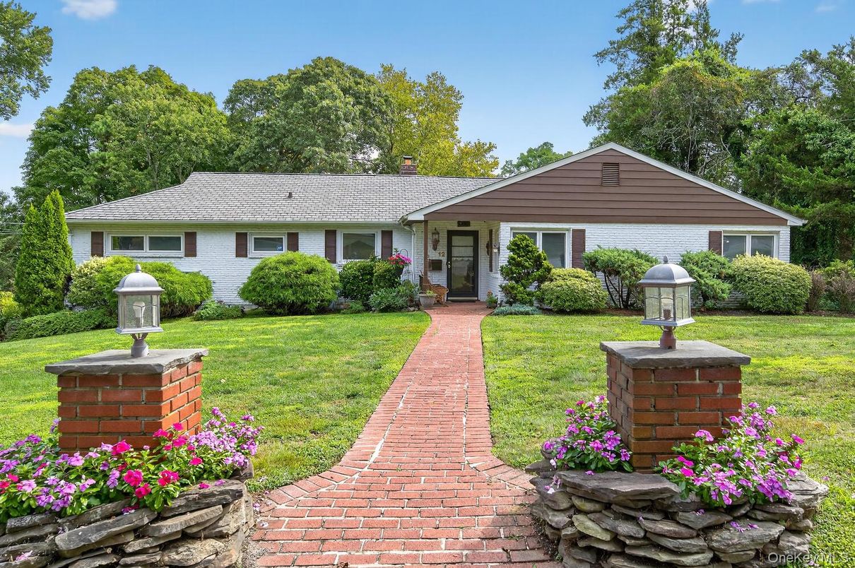 Backyard, Exterior, Facade, Ranch