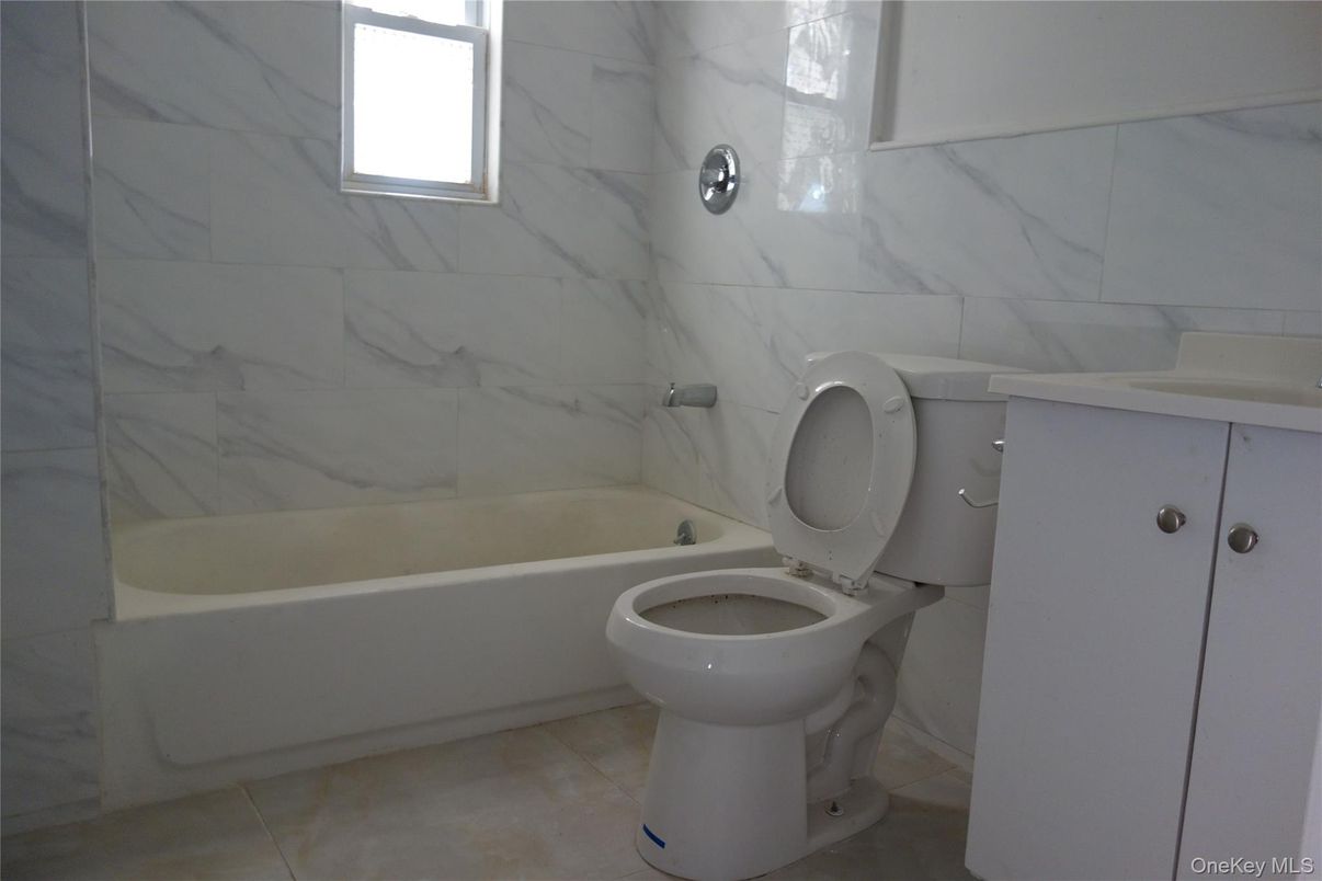 Bathroom, Interior, Marble Walls