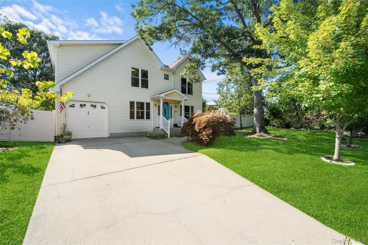 Attached, Backyard, Exterior, Facade, Farmhouse
