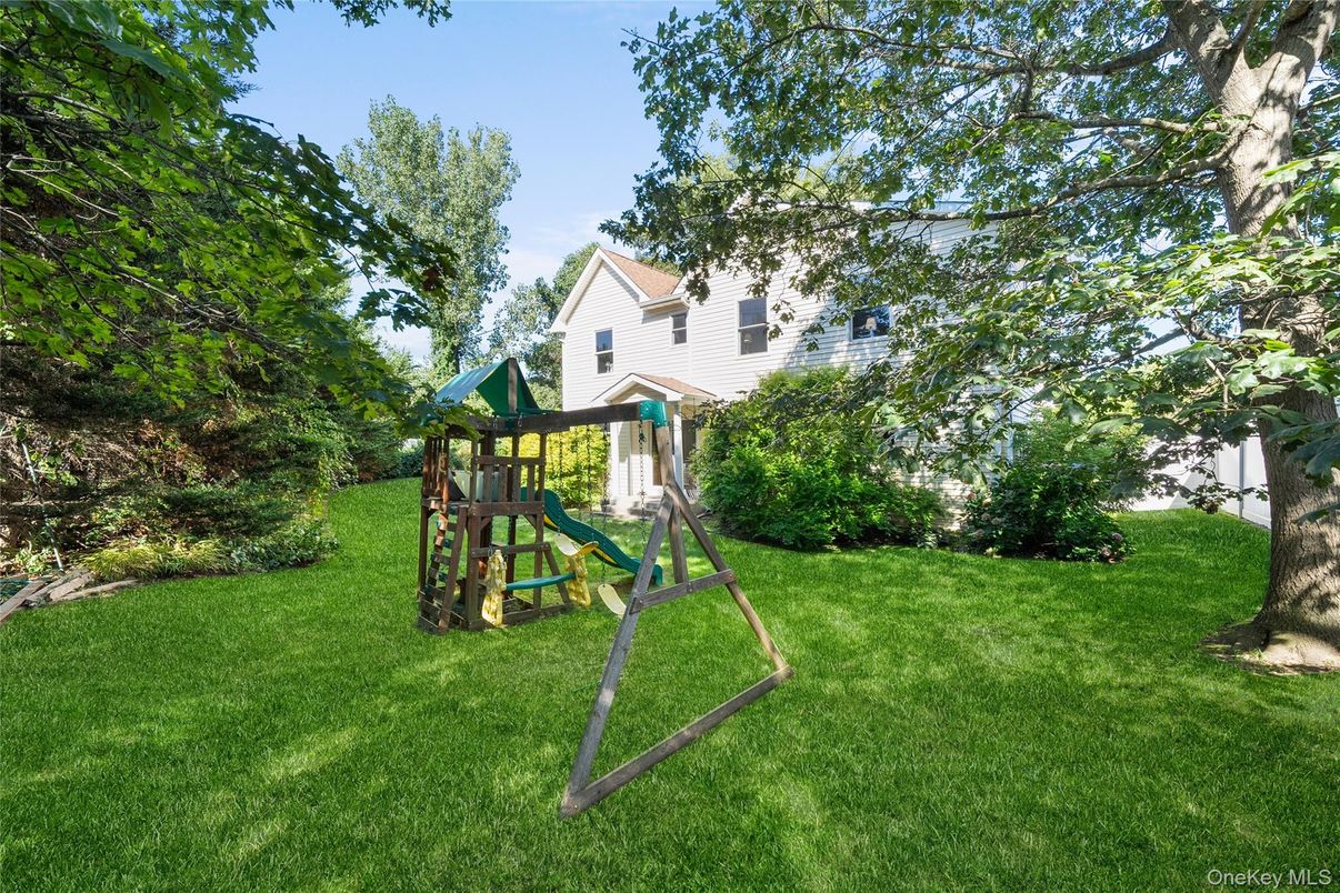 Backyard, Exterior, Playground