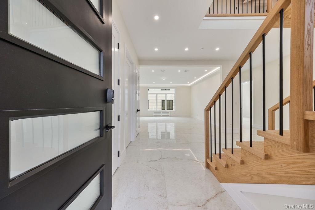 Interior, Marble, Recessed Lighting