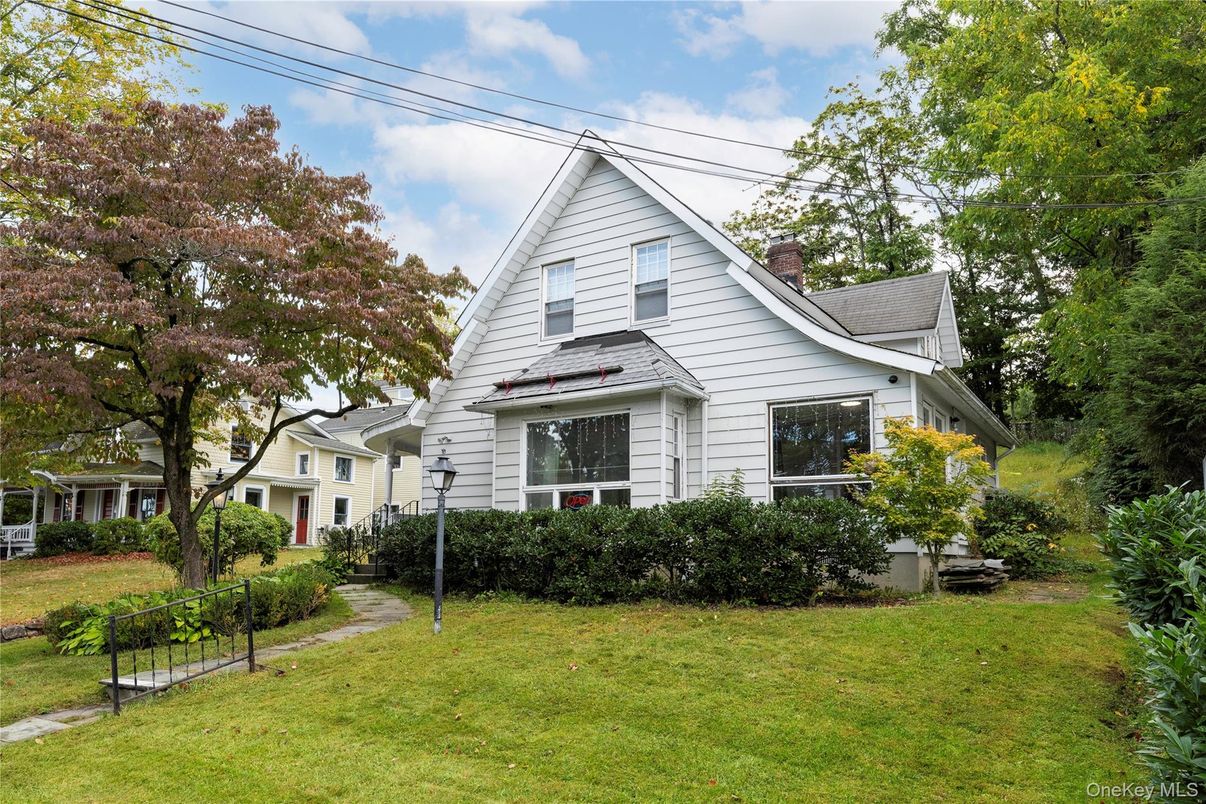 Backyard, Exterior, Facade, Farmhouse