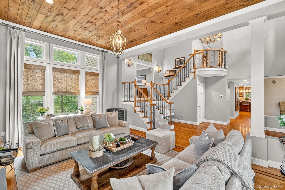 Interior, Living room, Pendant Lights, Wooden Ceilings, Wood Texture Flooring