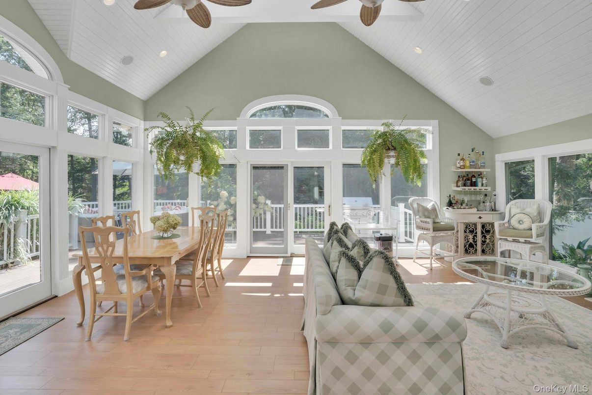 Dining room, Interior, Living room, Recessed Lighting, Sun Room, Wood Texture Flooring