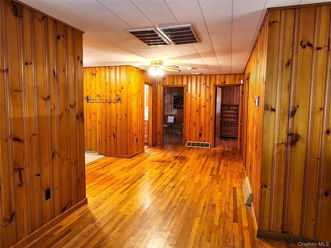 Empty room, Interior, Wood Texture Flooring, Wooden Walls
