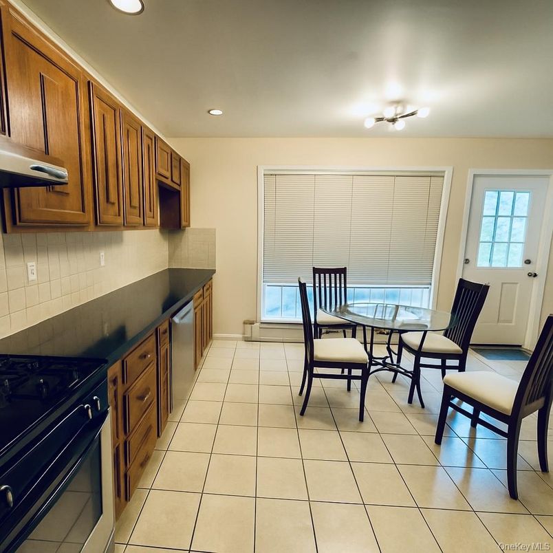 Dining room, Interior, Kitchen, Recessed Lighting