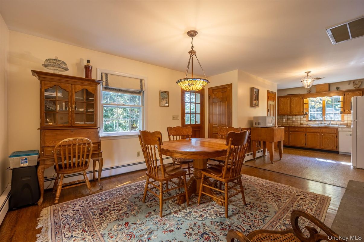 Dining room, Interior, Kitchen, Pendant Lights, Wood Texture Flooring