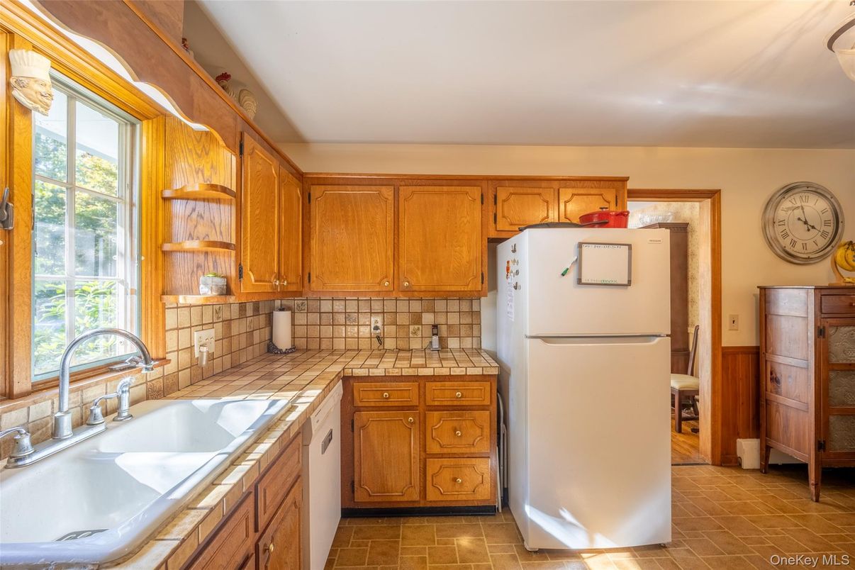 Interior, Kitchen, Tile Countertops