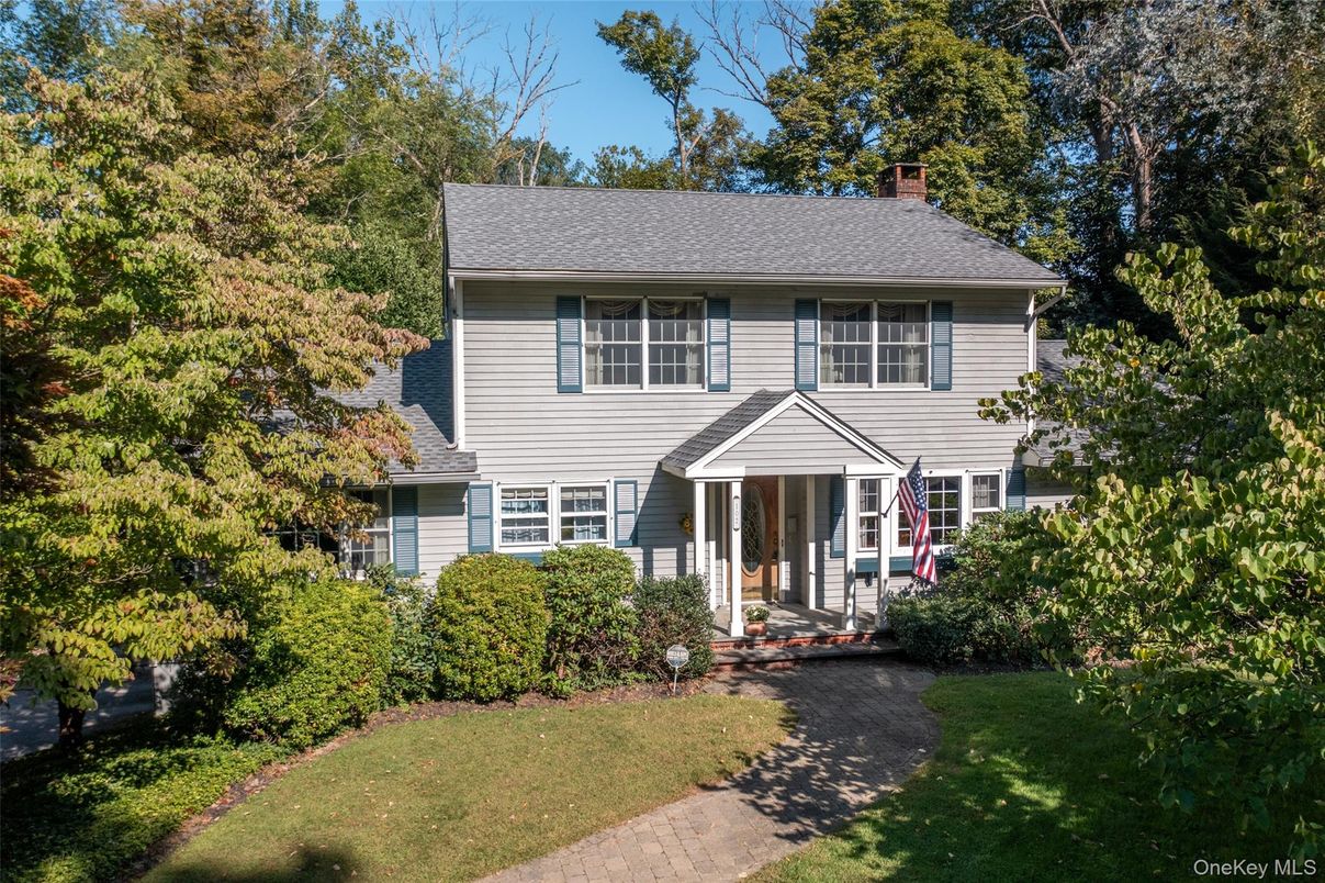 Exterior, Facade, Georgian