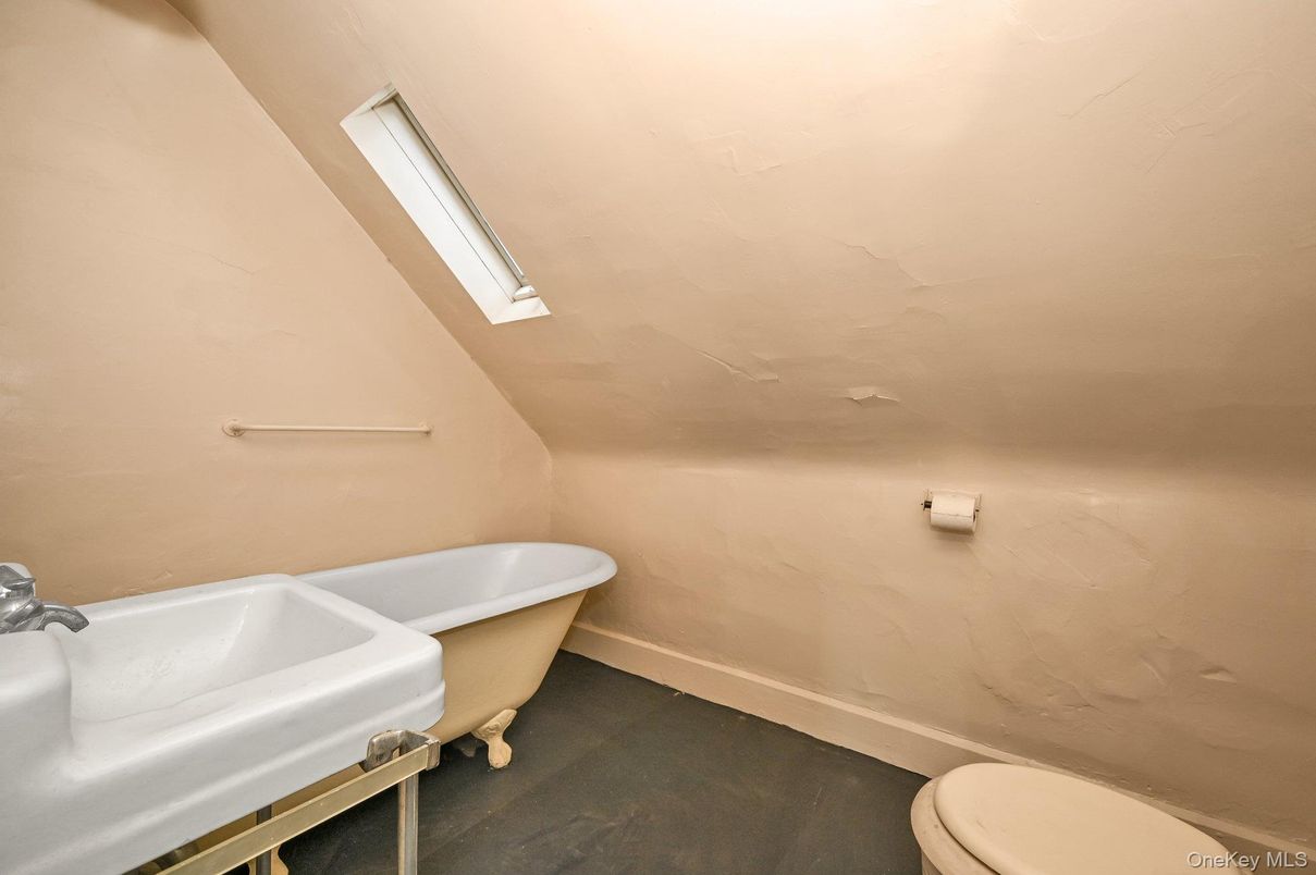 Bathroom, Free Standing Baths, Interior